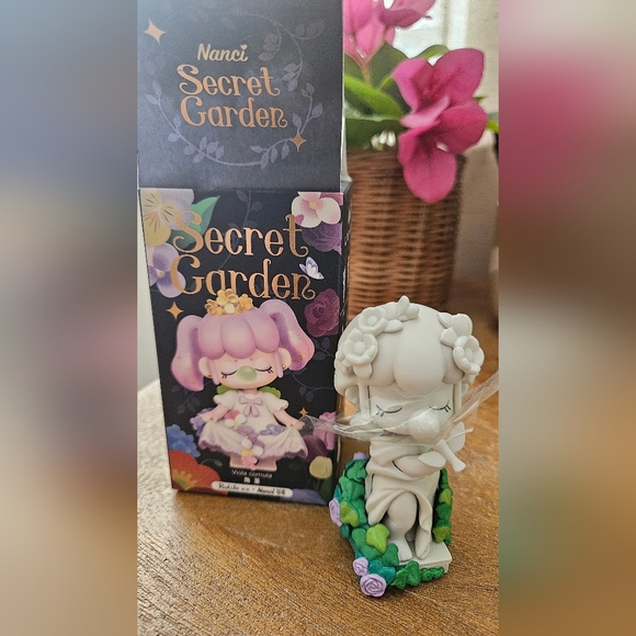 Rolife Nanci Secret Garden Statue Figurine - Picture 1 of 1